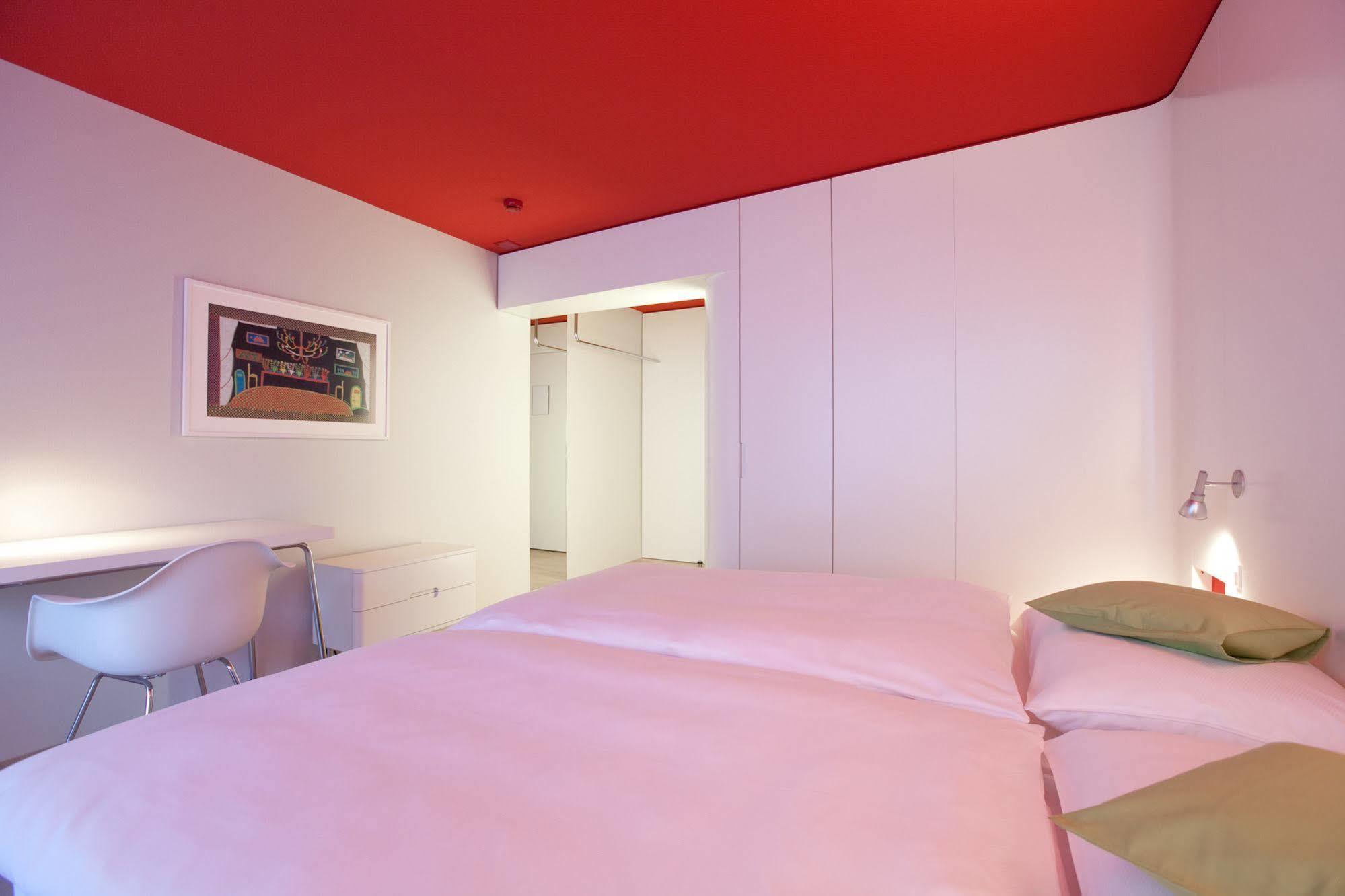 Hotel Dom - Das Hotel Mit Dem Integrationskonzept เซนต์กาลเลิน ภายนอก รูปภาพ