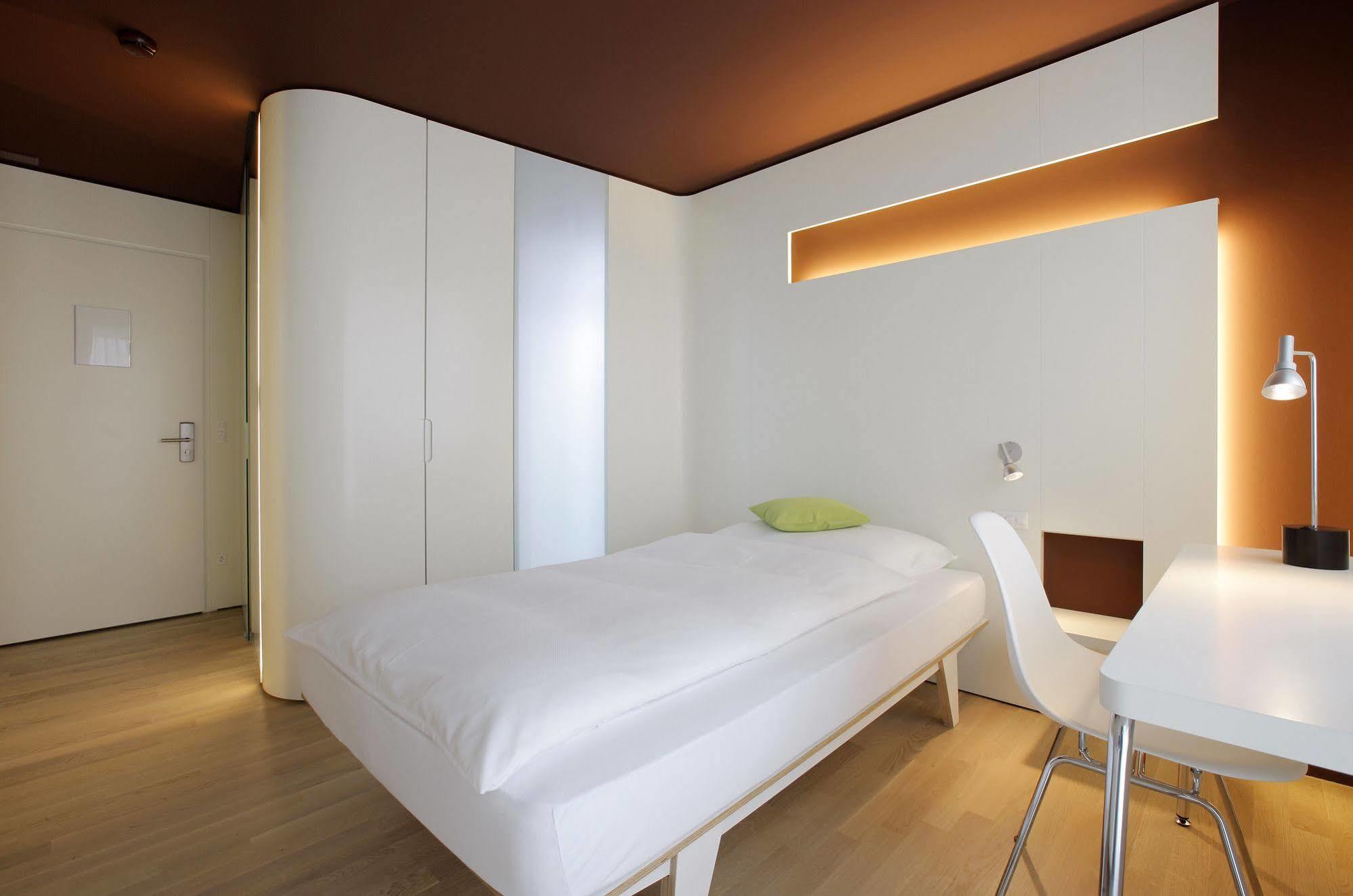 Hotel Dom - Das Hotel Mit Dem Integrationskonzept เซนต์กาลเลิน ภายนอก รูปภาพ